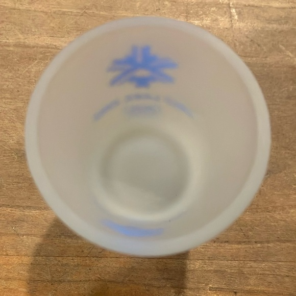 Collectible good condition Salt Lake 2002 Olympics Shot Glass - Picture 5 of 6